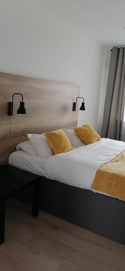 City Apartments Przy Szpitalu 兹戈热莱茨 外观 照片